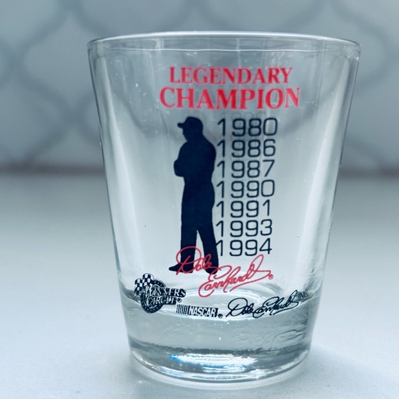 Action Sports Legendary Champion Dale Earnhardt #3 NASCAR Set - Picture 4 of 8